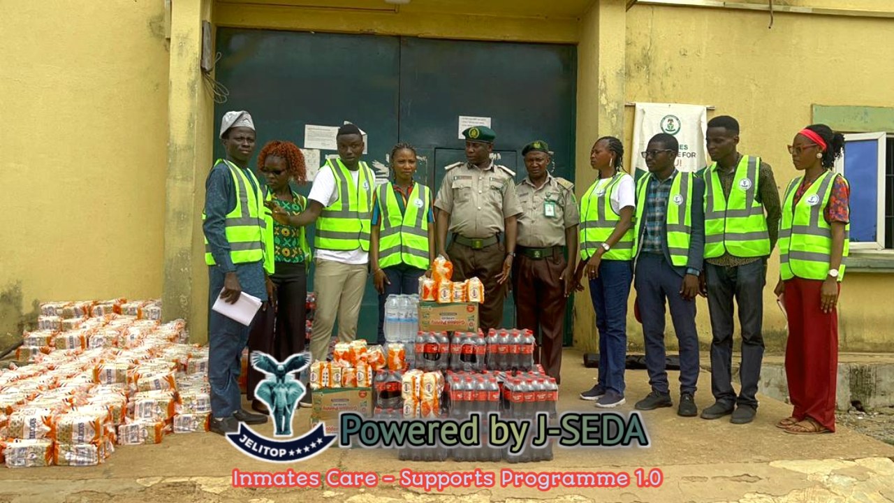 Officers & Volunteers Warm Farewells